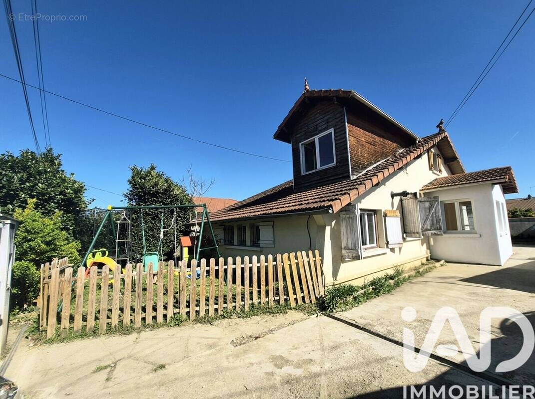 Photo 1 - Maison à TARBES