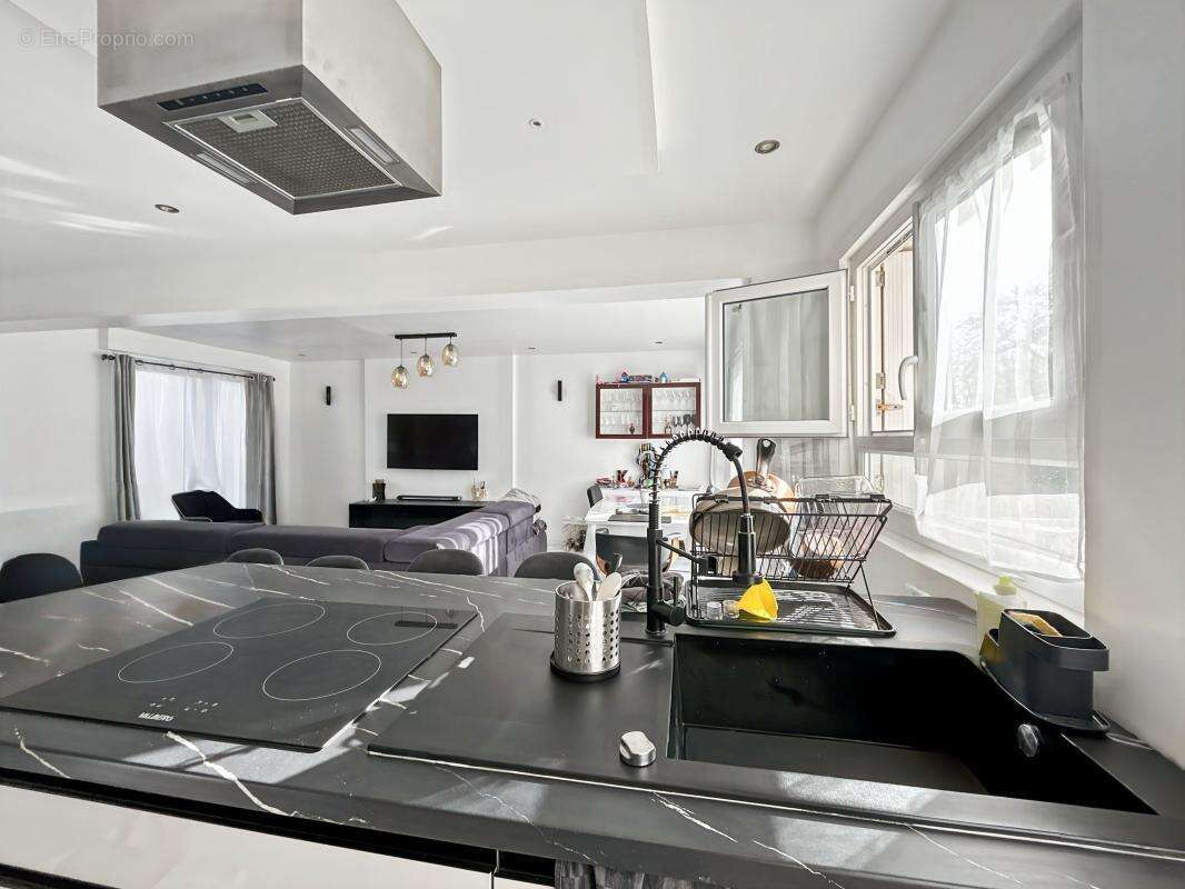 Maison familiale rénovée - Saran, rue des Mésanges - photo 4