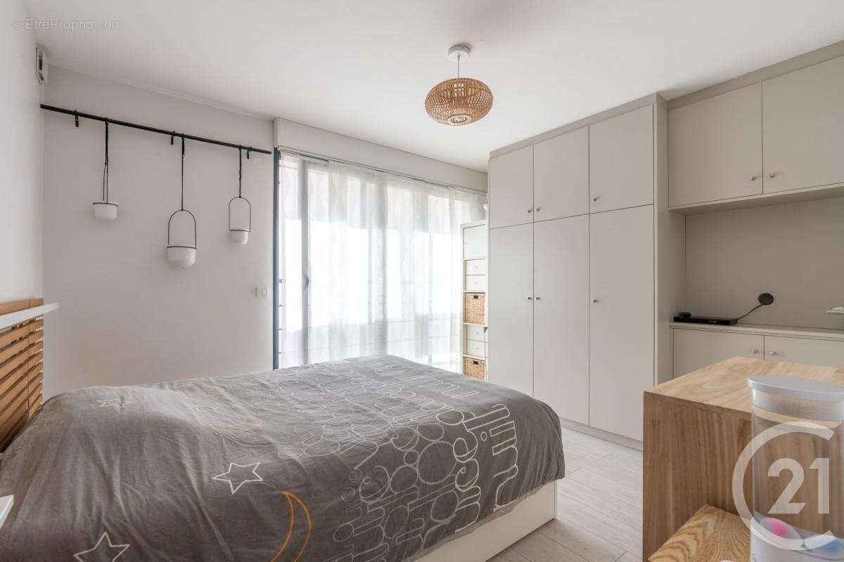 Appartement à FONTENAY-SOUS-BOIS