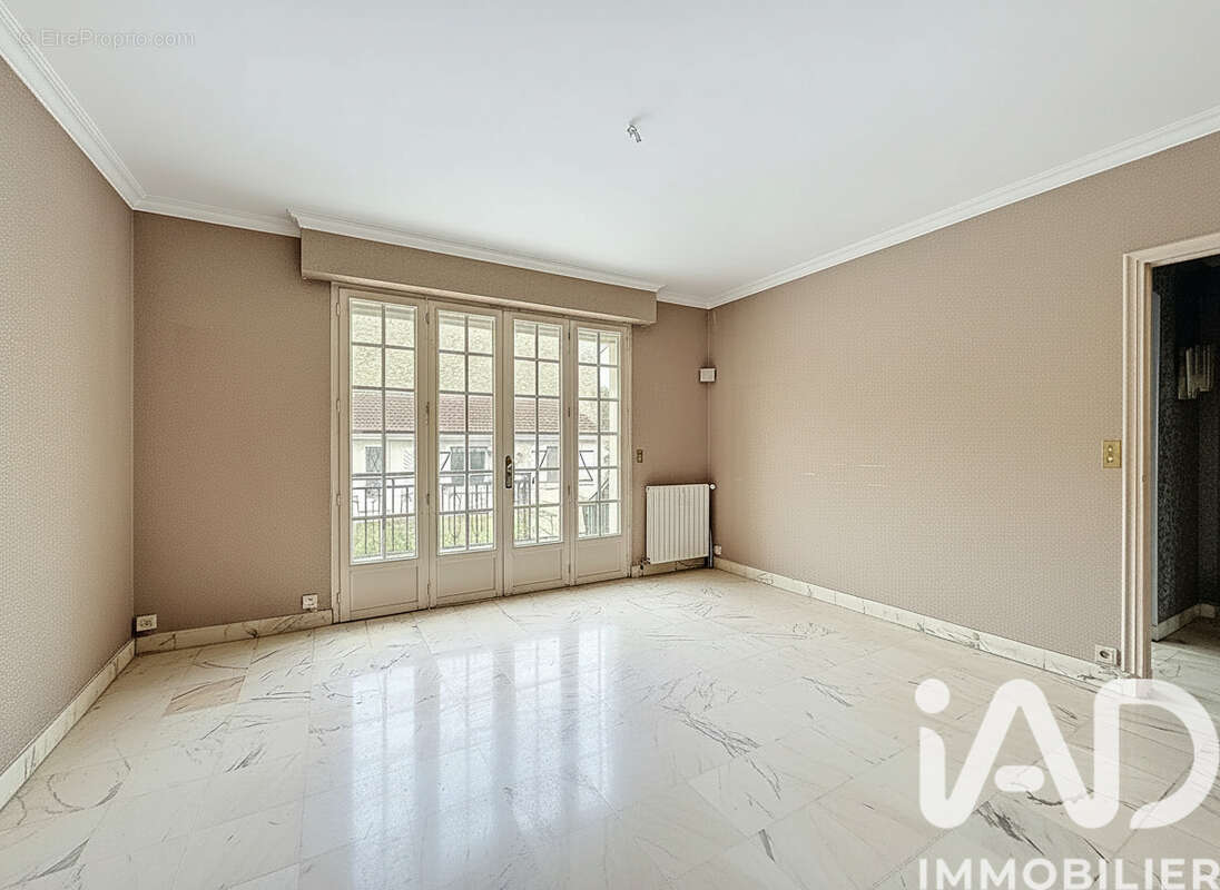 Photo 5 - Maison à SAINT-MAUR-DES-FOSSES