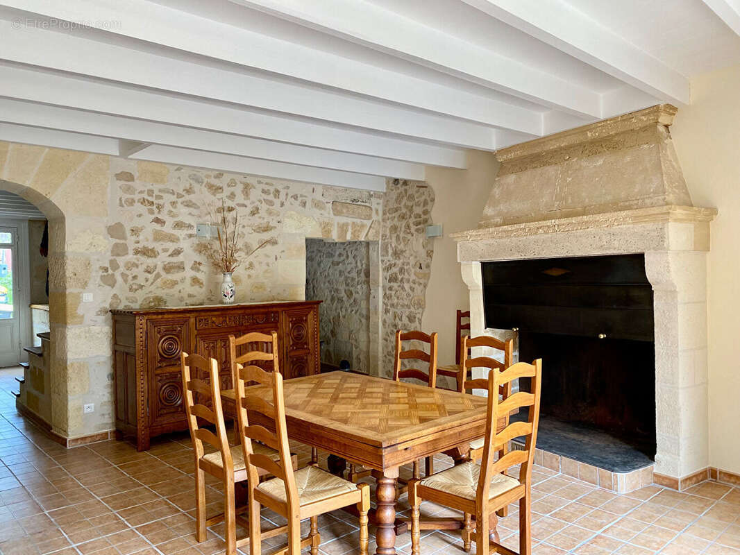 Maison à SAINTE-TERRE