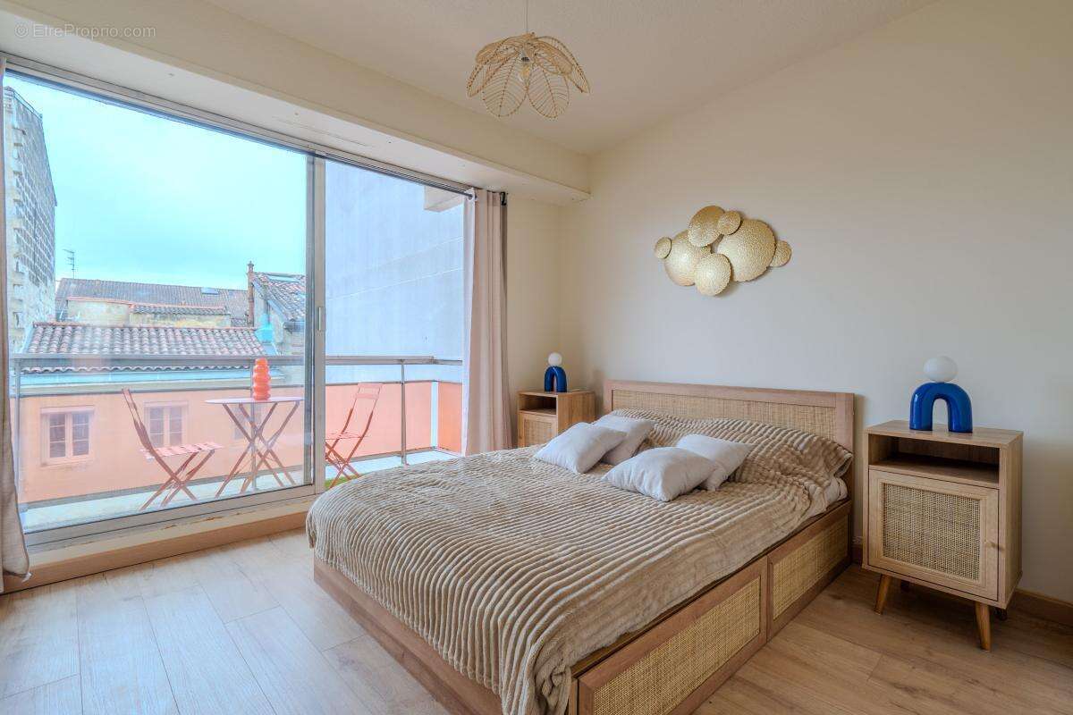 Appartement à BORDEAUX