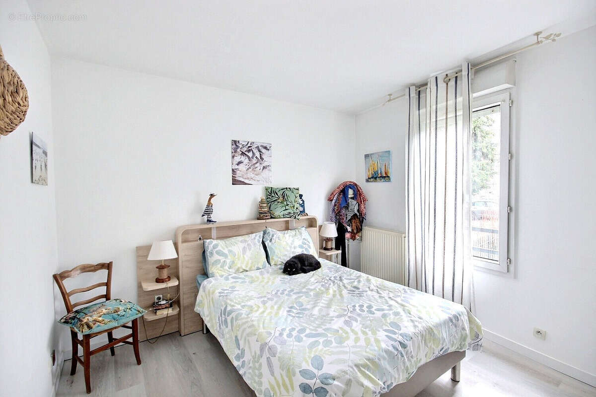 Appartement à FRESNES