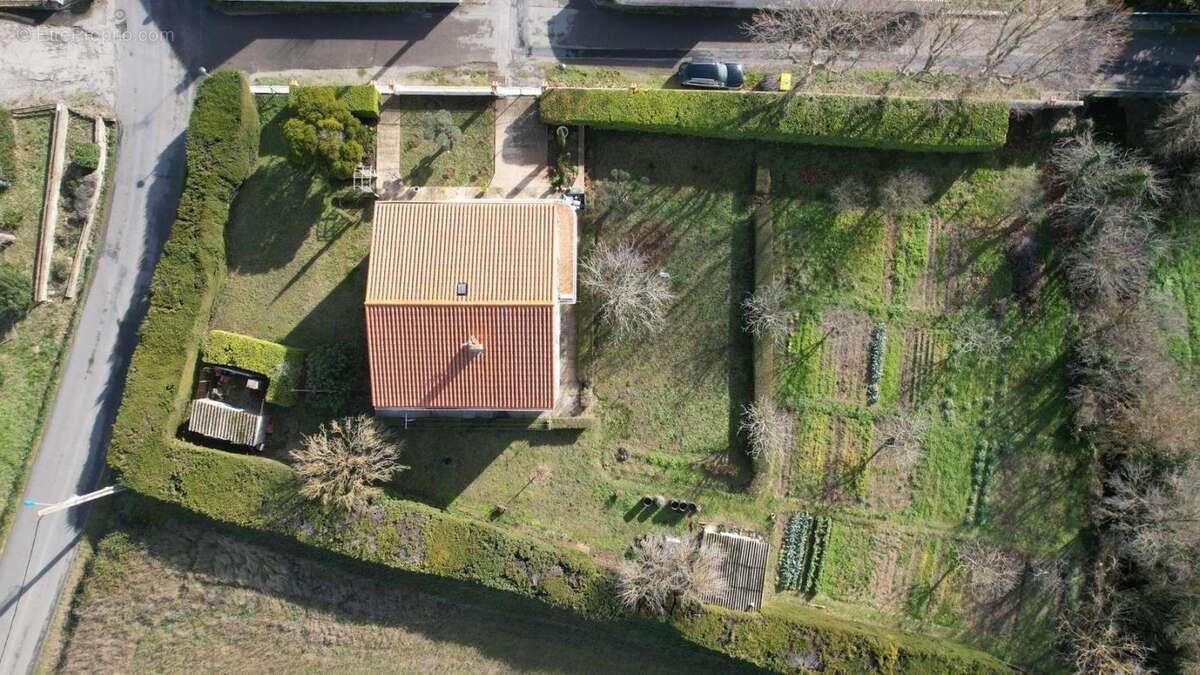 Exclusivite ! villegailhenc ! villa 4 faces sur 2300m² de terrain clos - photo 15