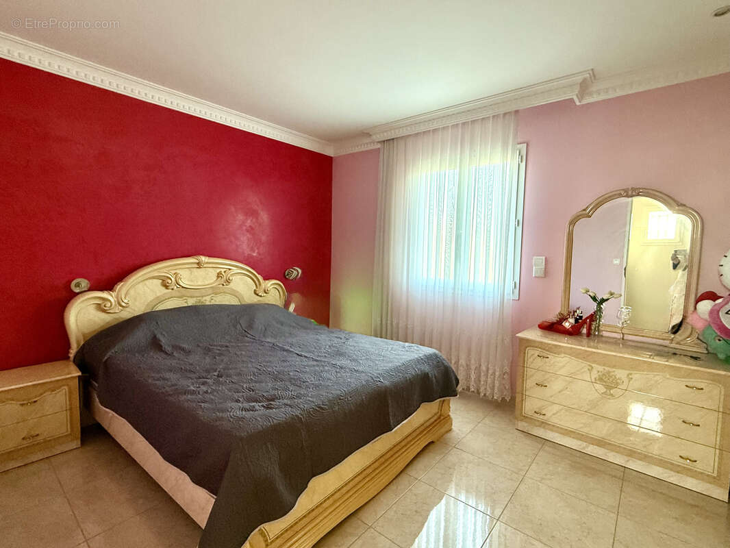 Maison à PIERRELATTE