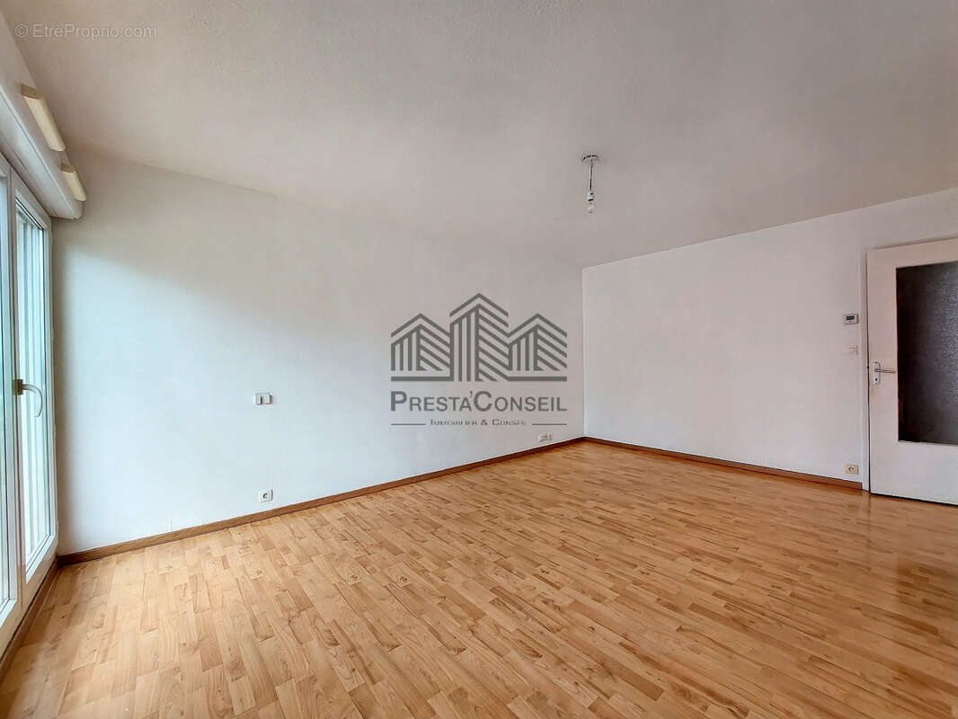 Appartement à LERY