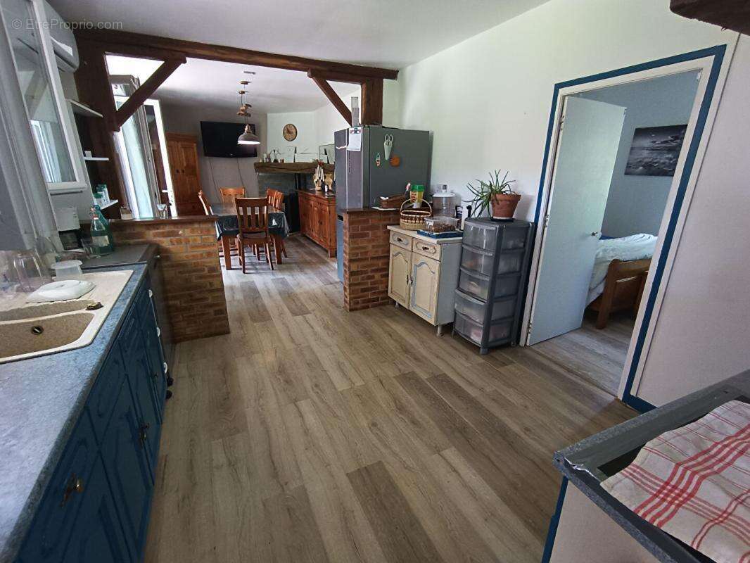Maison à CHAMPVERT