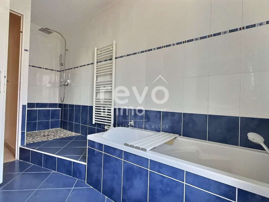 Appartement à VENISSIEUX