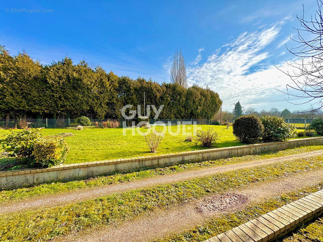 Maison à PONT-L&#039;EVEQUE