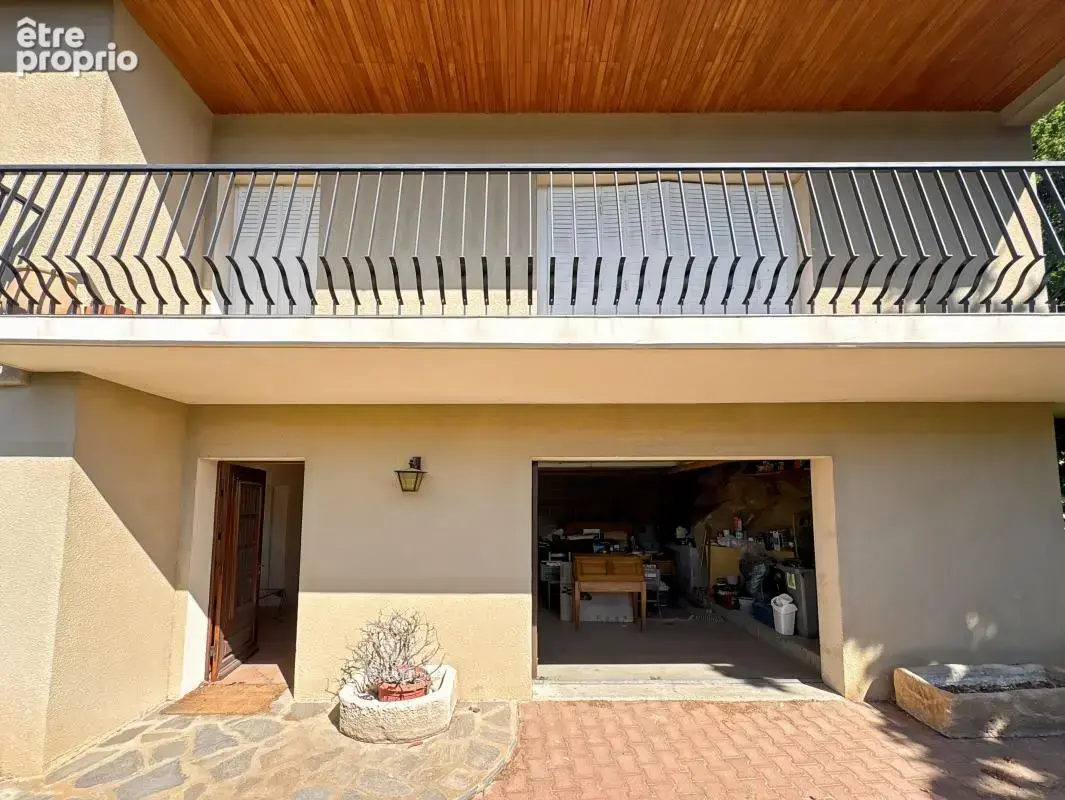 SAINT-PÉRAY – Grande maison familiale de 168 m² avec terrain d’environ 1 000 m² - photo 10