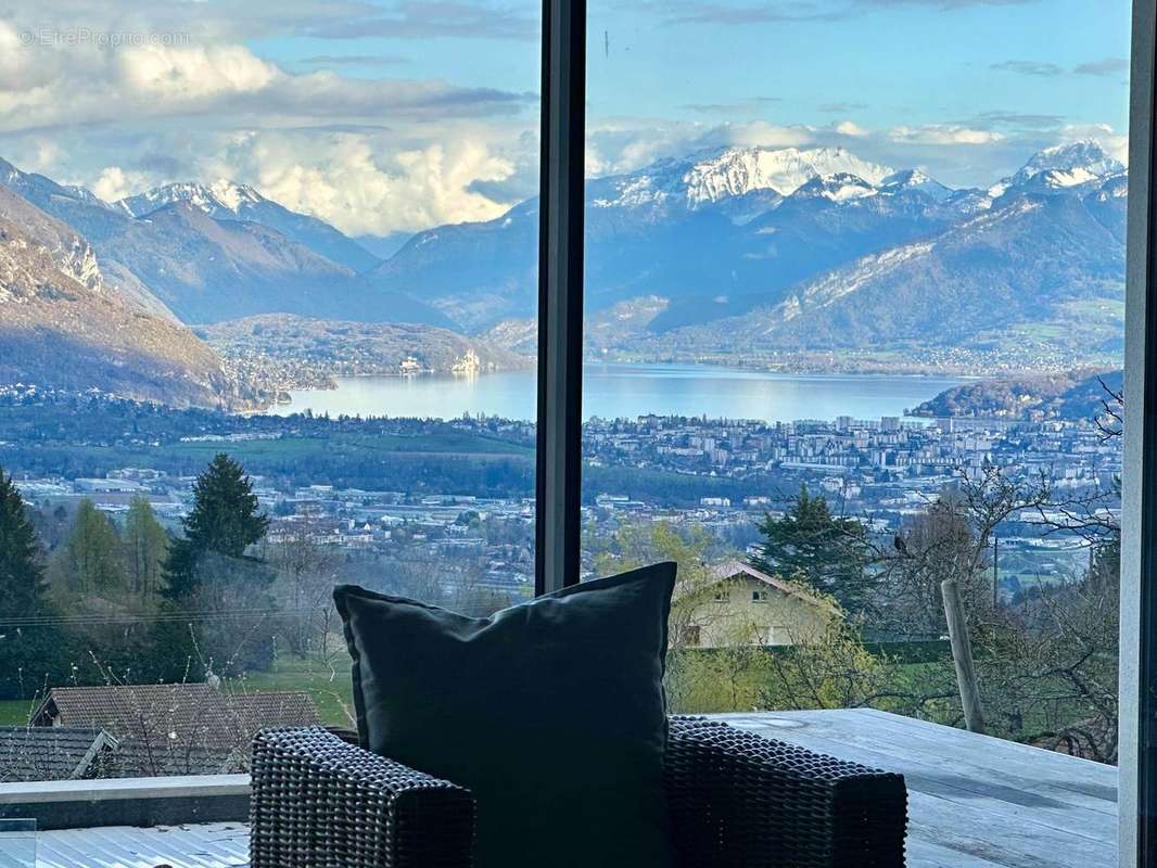 Magnifique Villa avec Vue Panoramique Montagnes & Lac - photo 11