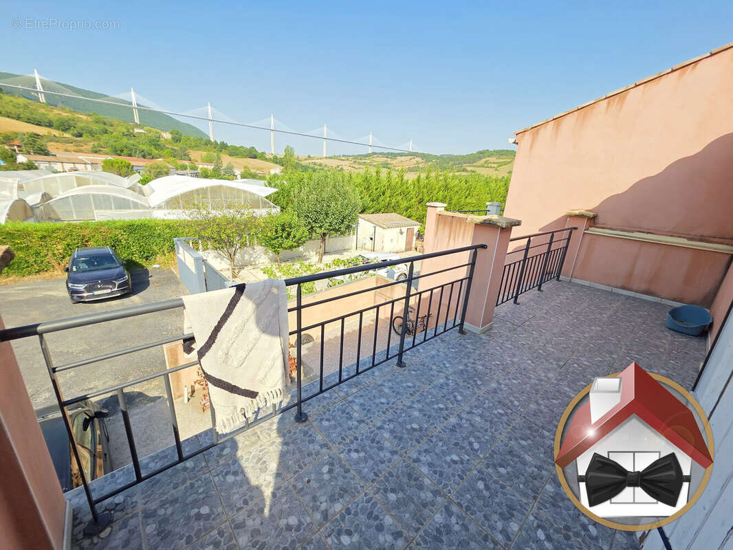 Maison 120 m² à Creissels  - photo 4