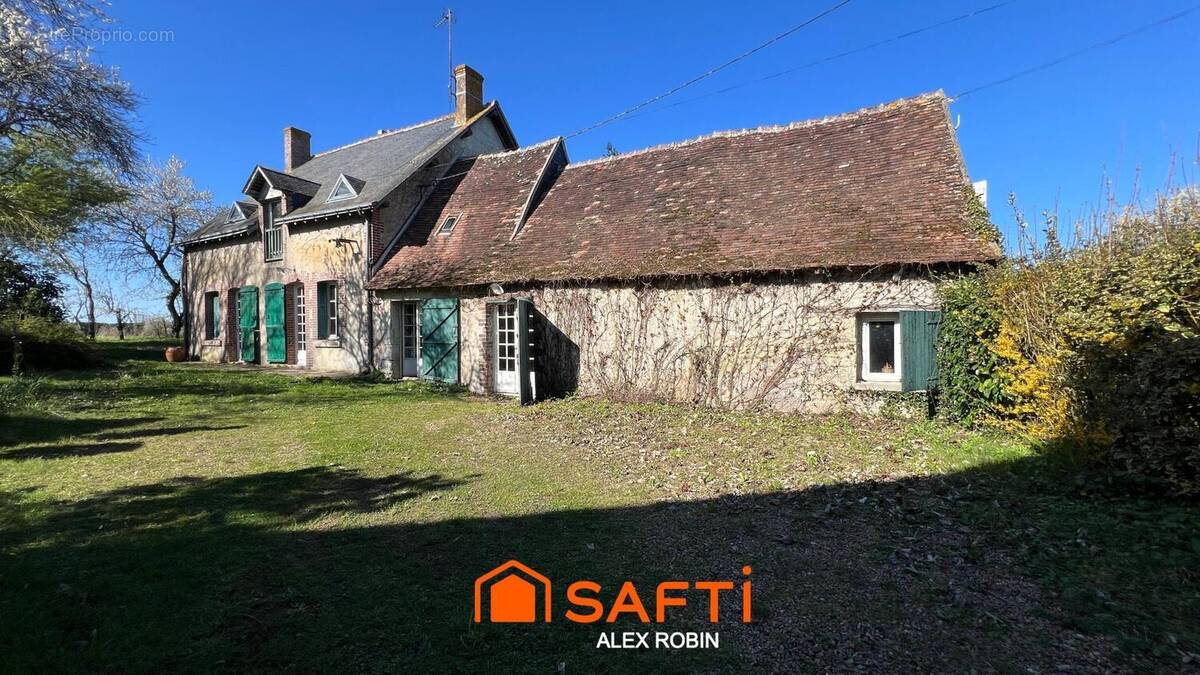 Photo 1 - Maison à SAINT-LAURENT-EN-GATINES