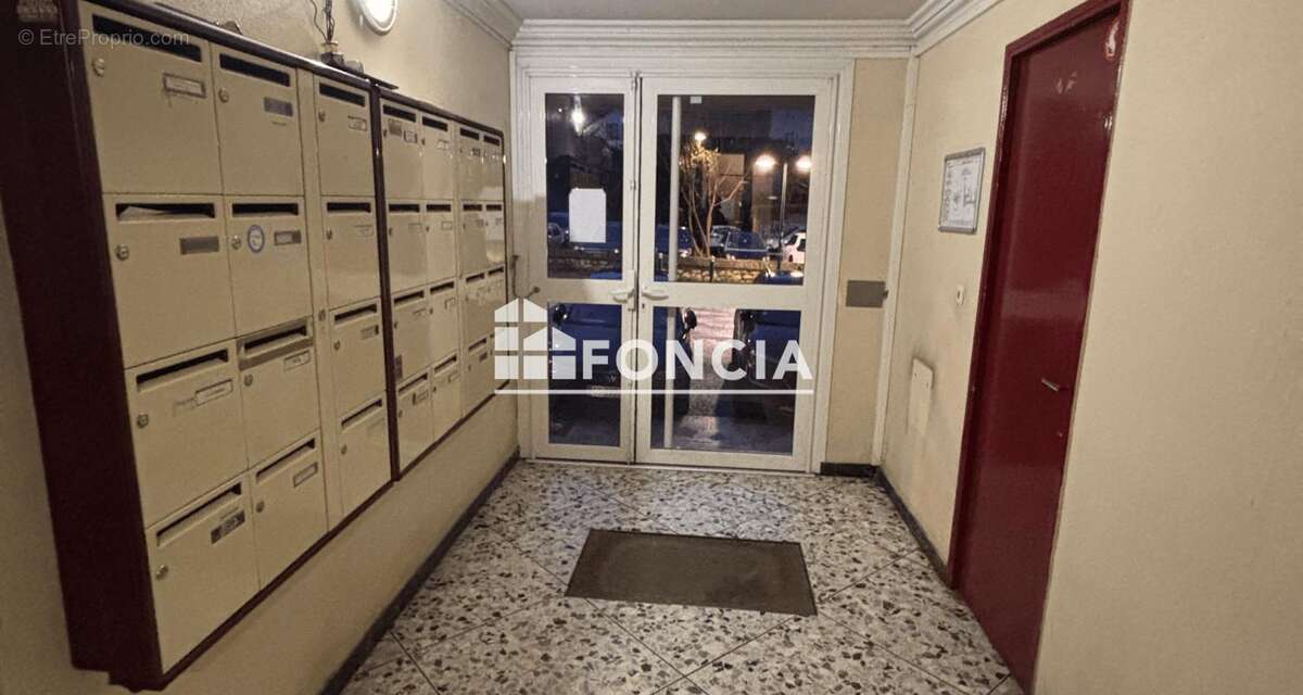 Appartement à SEPTEMES-LES-VALLONS