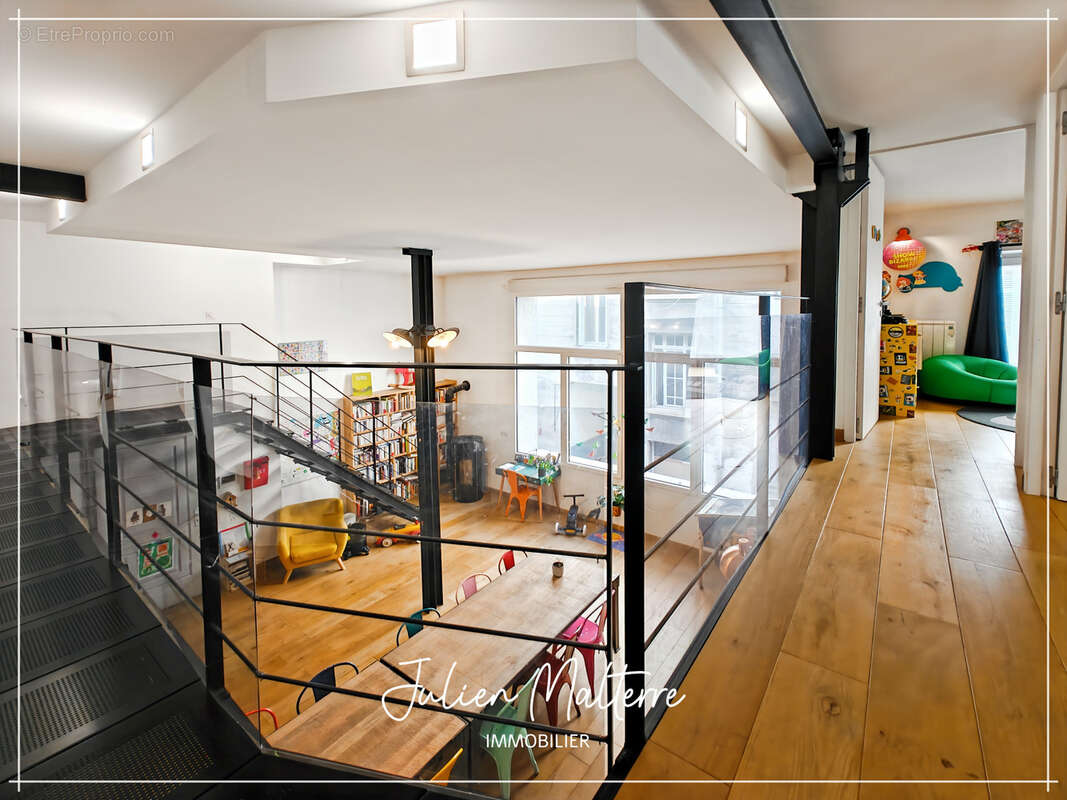 SAINT ETIENNE (42) - Exceptionnel LOFT de 165 m² avec 5 chambres et garage - Quartier Tréfilerie - photo 31