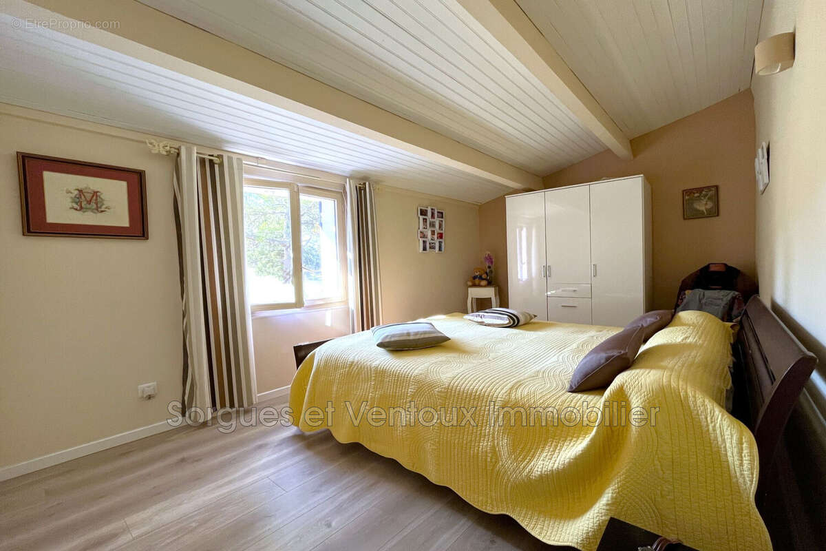 Maison à L&#039;ISLE-SUR-LA-SORGUE