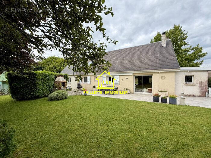 Maison à SAINT-ROMAIN-DE-COLBOSC