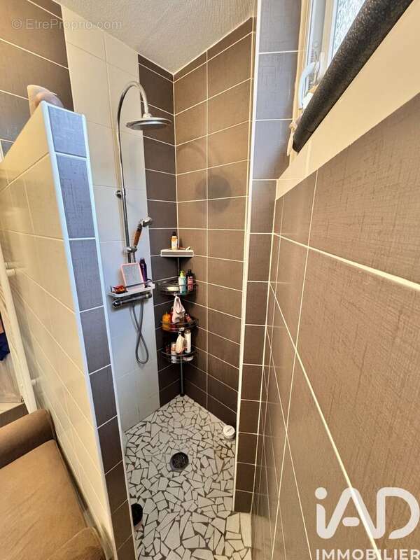 Photo 7 - Appartement à LE CHAMBON-FEUGEROLLES