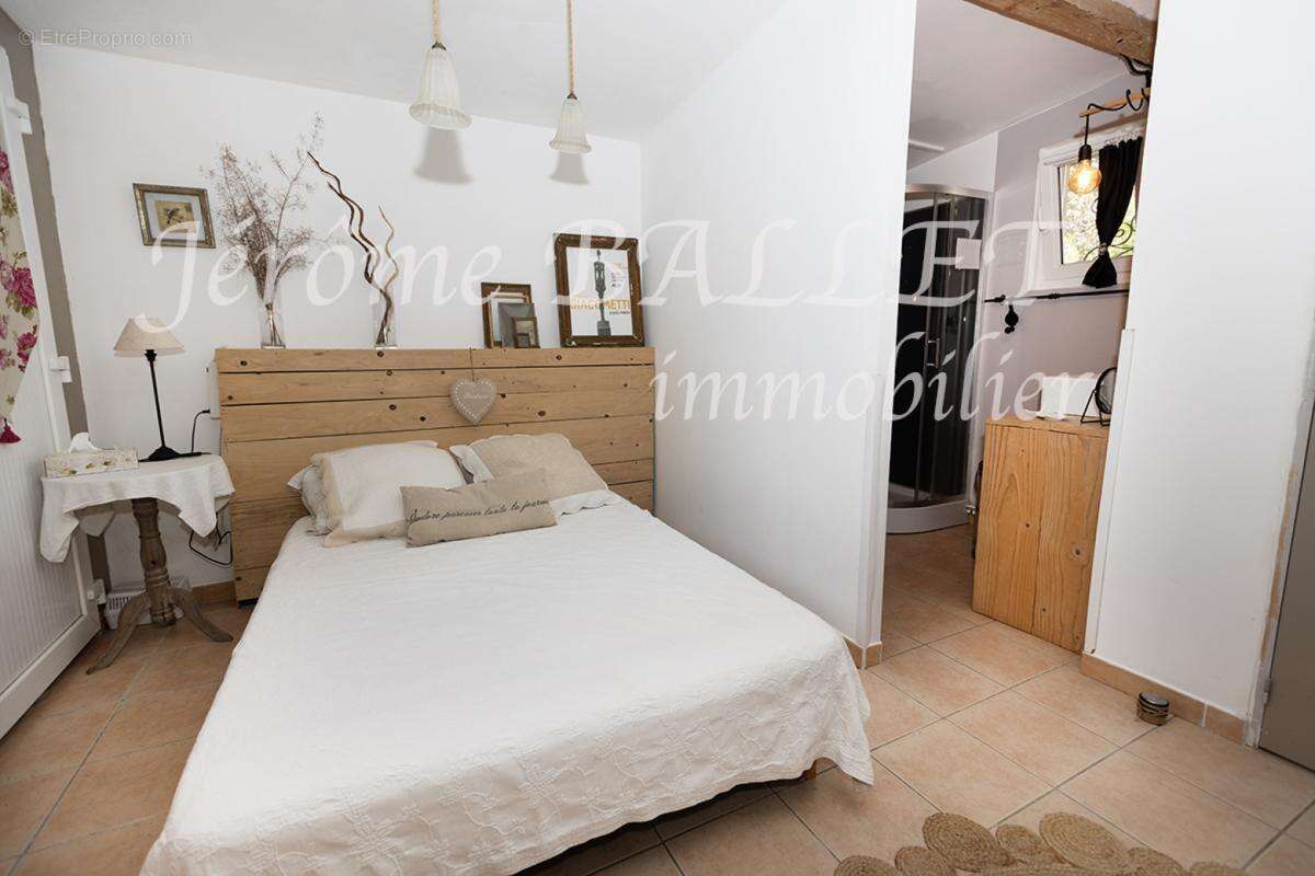 Maison 146 m² à Realmont  - photo 20