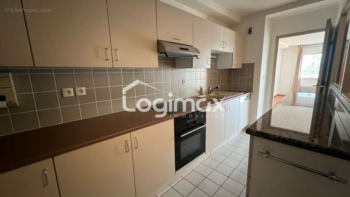 Appartement 76 m² à La Rochelle  - photo 5