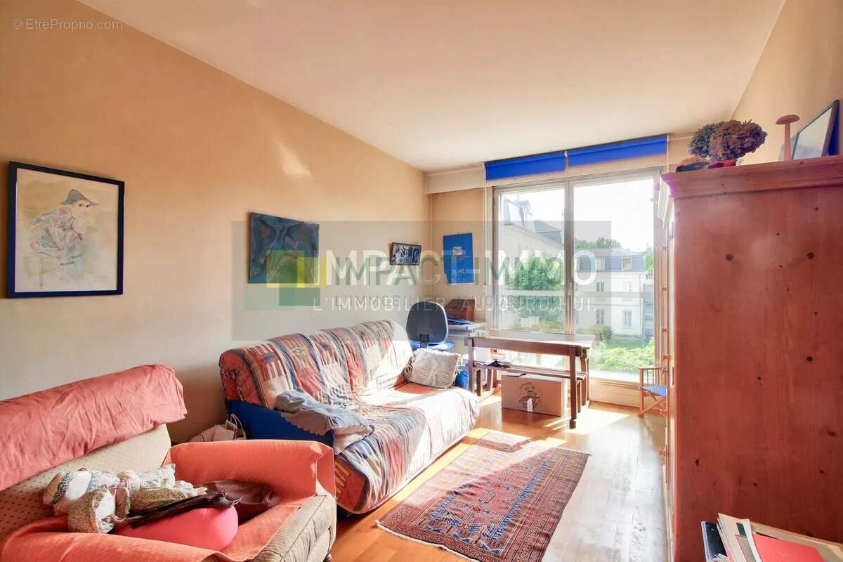 Appartement à LEVALLOIS-PERRET