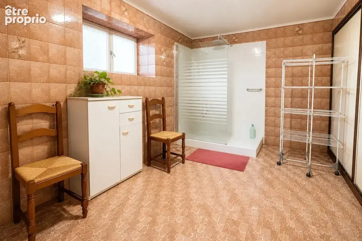 Maison de 5 pièces de 170 m² à Millières - photo 10