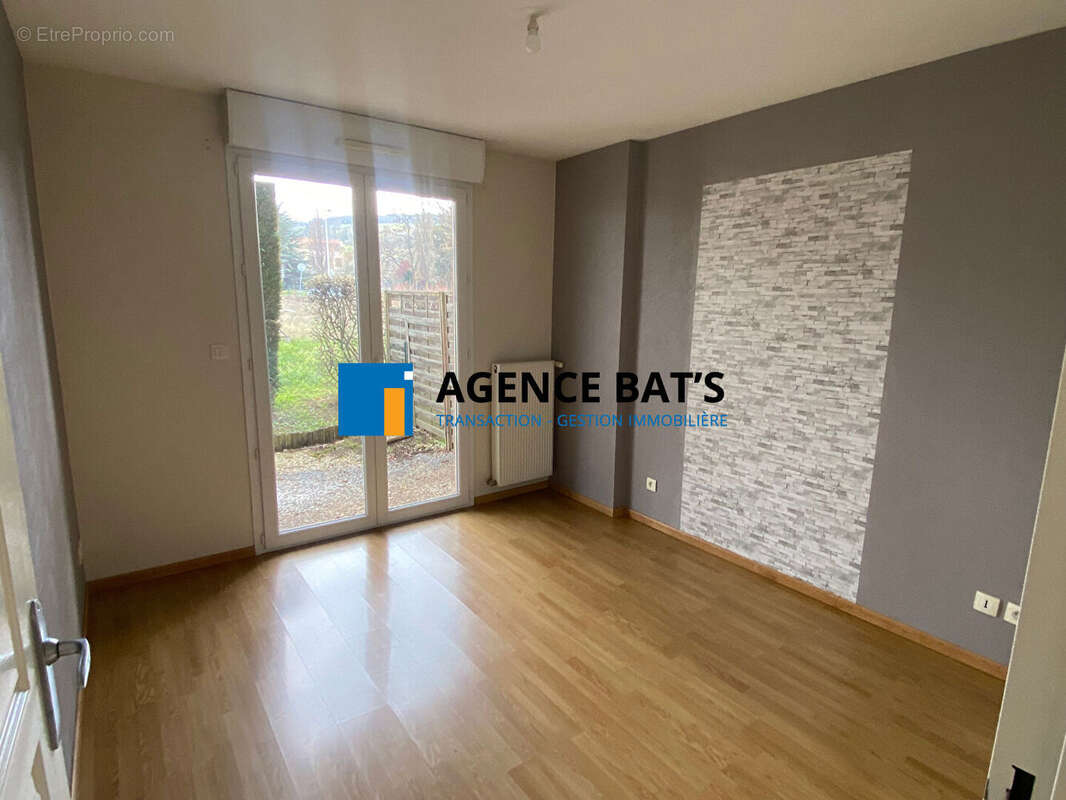 Photo 5 - Appartement à ROCHE-LA-MOLIERE