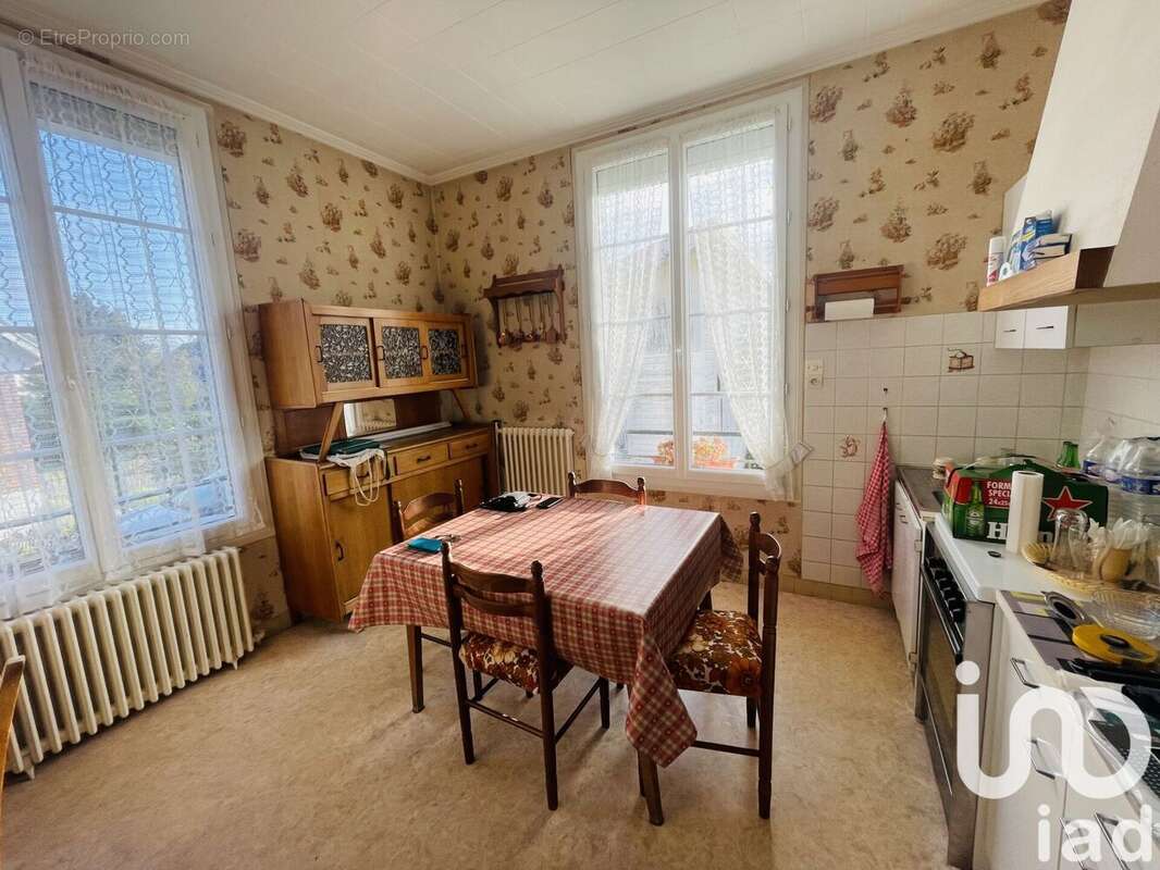 Photo 3 - Maison à FONTAINE-LA-MALLET