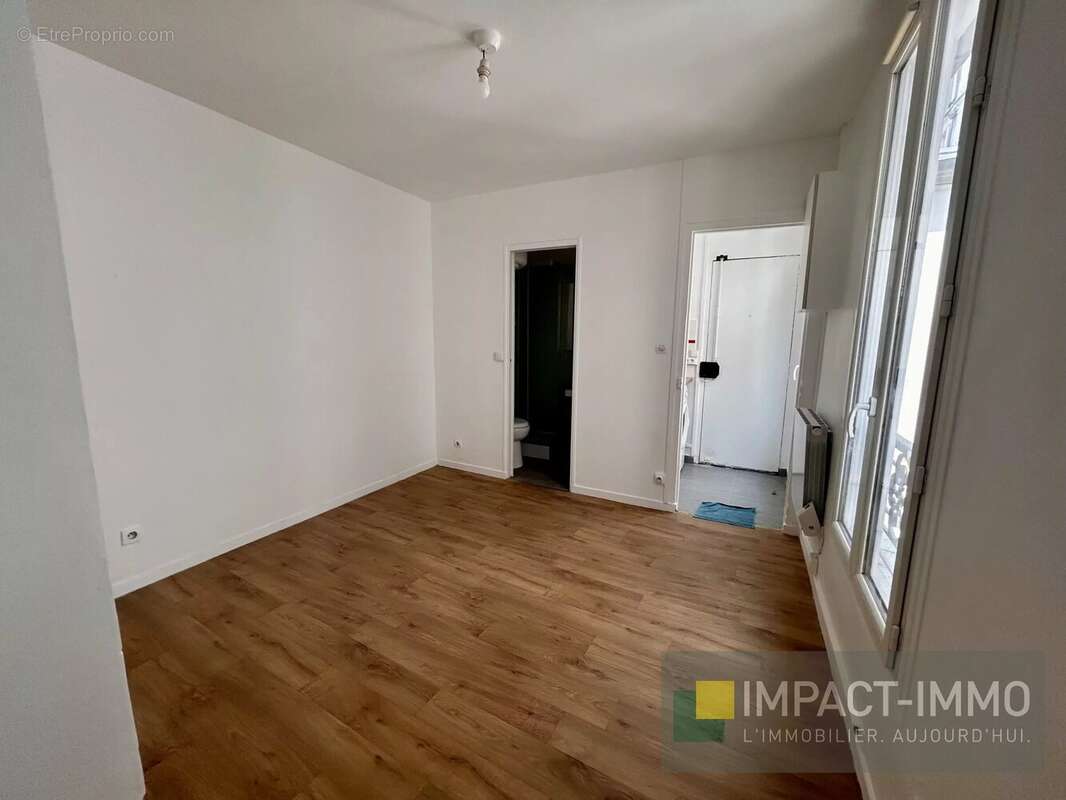 NOUVEAUTÉ – Charmant studio lumineux très bon état - photo 5