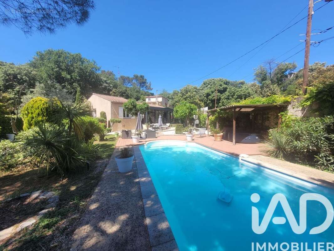 Photo 2 - Maison à TOURVES