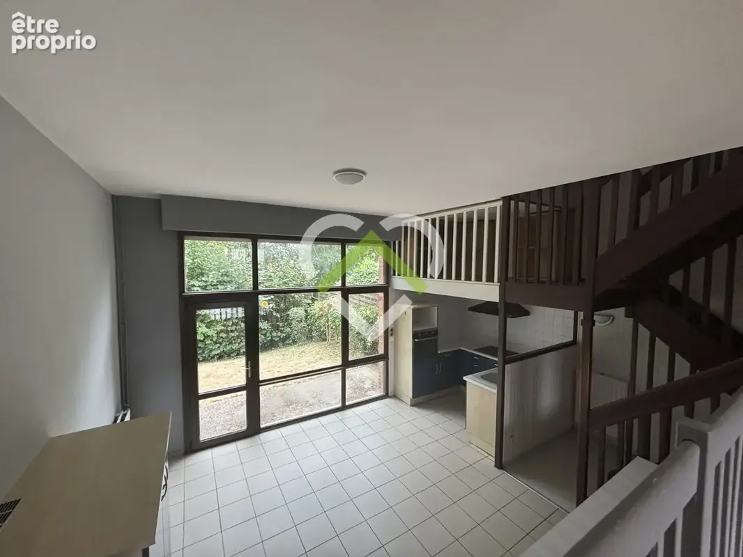 Maison 3 chambres avec garage et jardin - photo 2