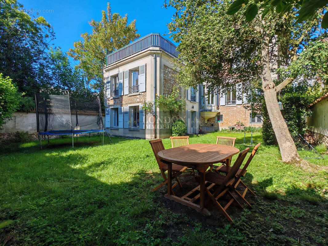 Appartement à VERSAILLES