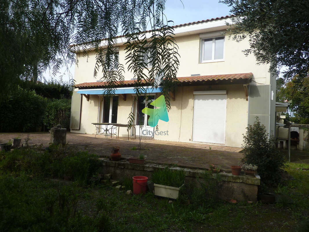Maison proche centre-ville - photo 24