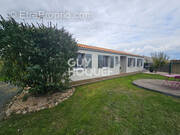 Maison à FONTENAY-LE-COMTE