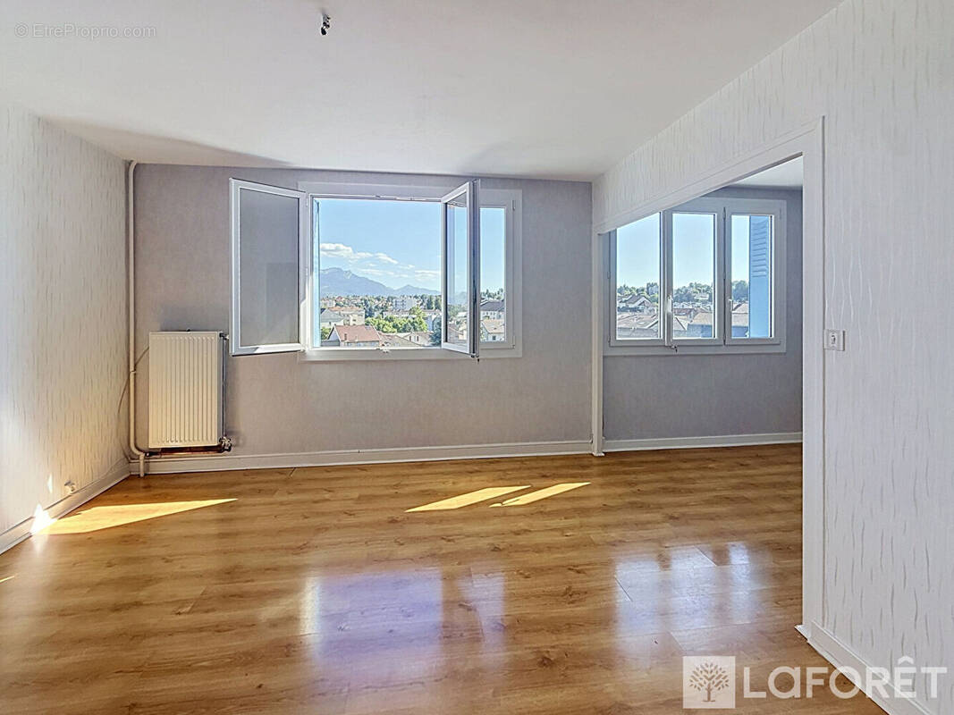 Appartement à VOIRON