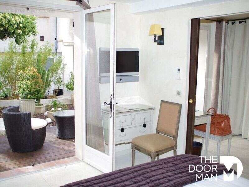 Commerce à LE LAVANDOU