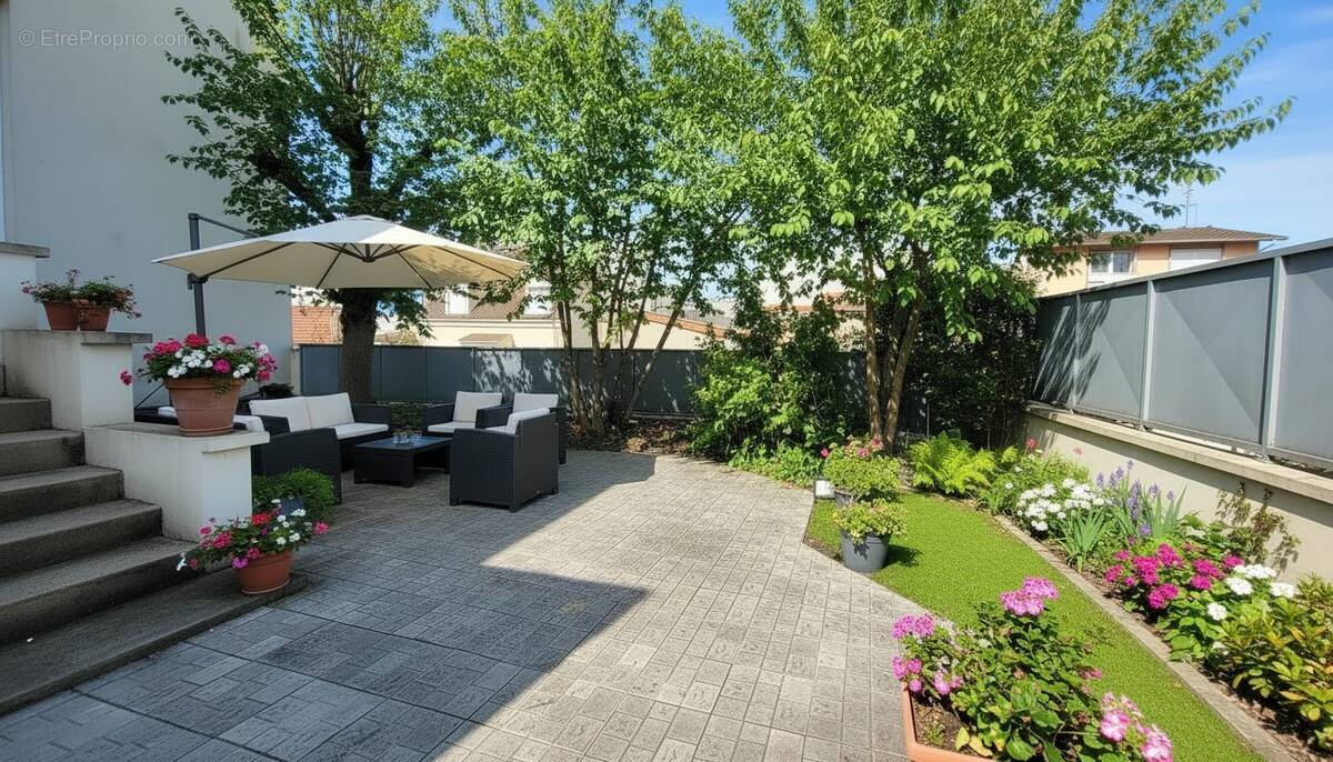Maison à NANTERRE