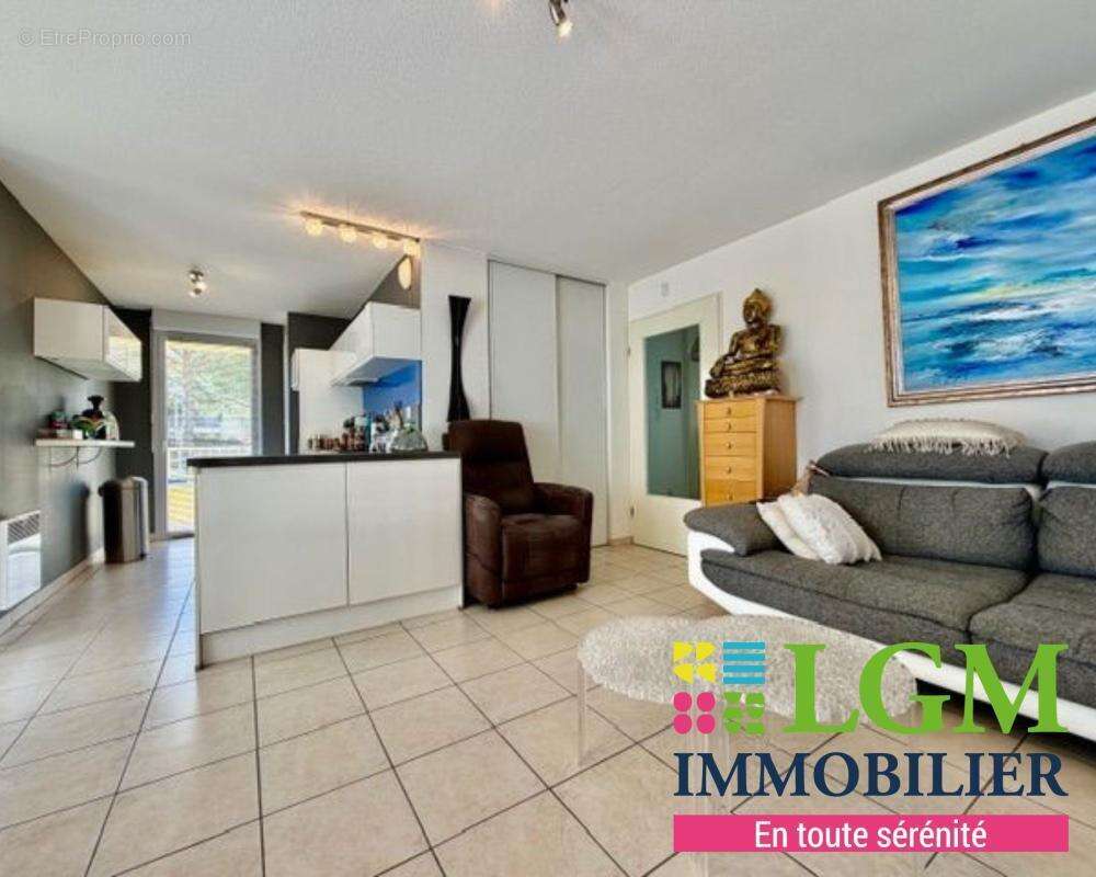 Appartement à LATTES