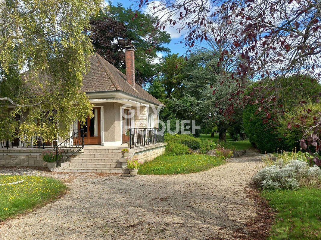 Maison à PONT-SUR-YONNE