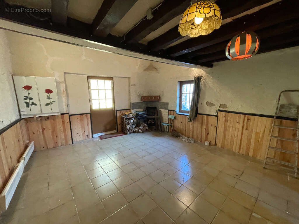 Maison à COSNE-COURS-SUR-LOIRE