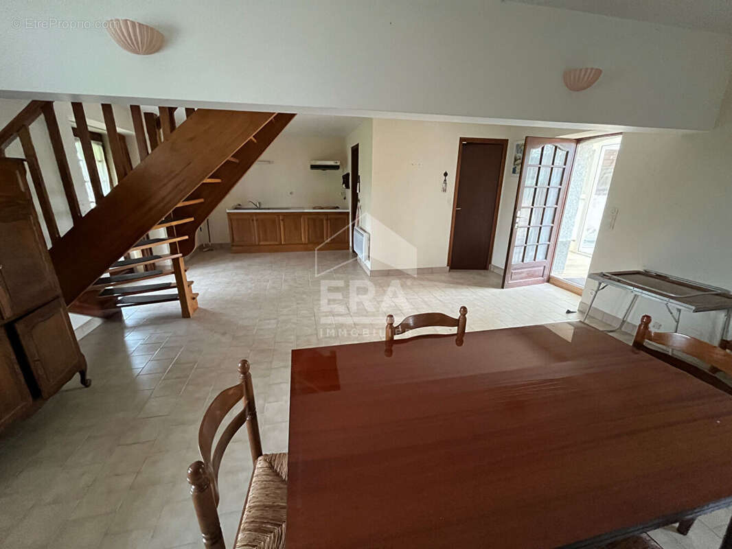 Maison à VILLAINES-SOUS-LUCE