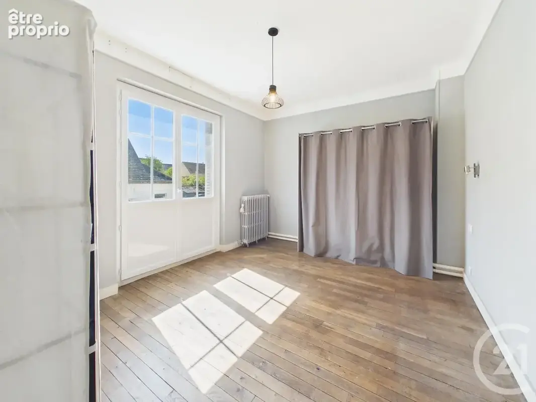 Maison 5 pièces 105 m² à vendre à Chartres (28000) - photo 13