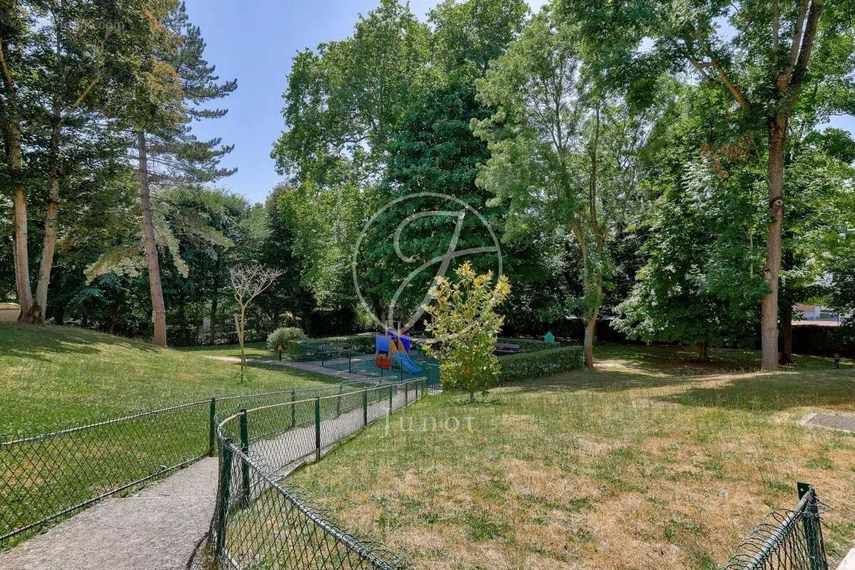 Appartement à VERSAILLES