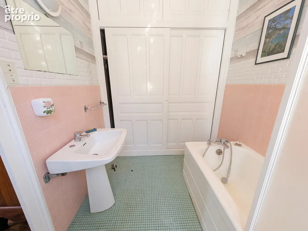 Maison de caractère  - 6 chambres - photo 12