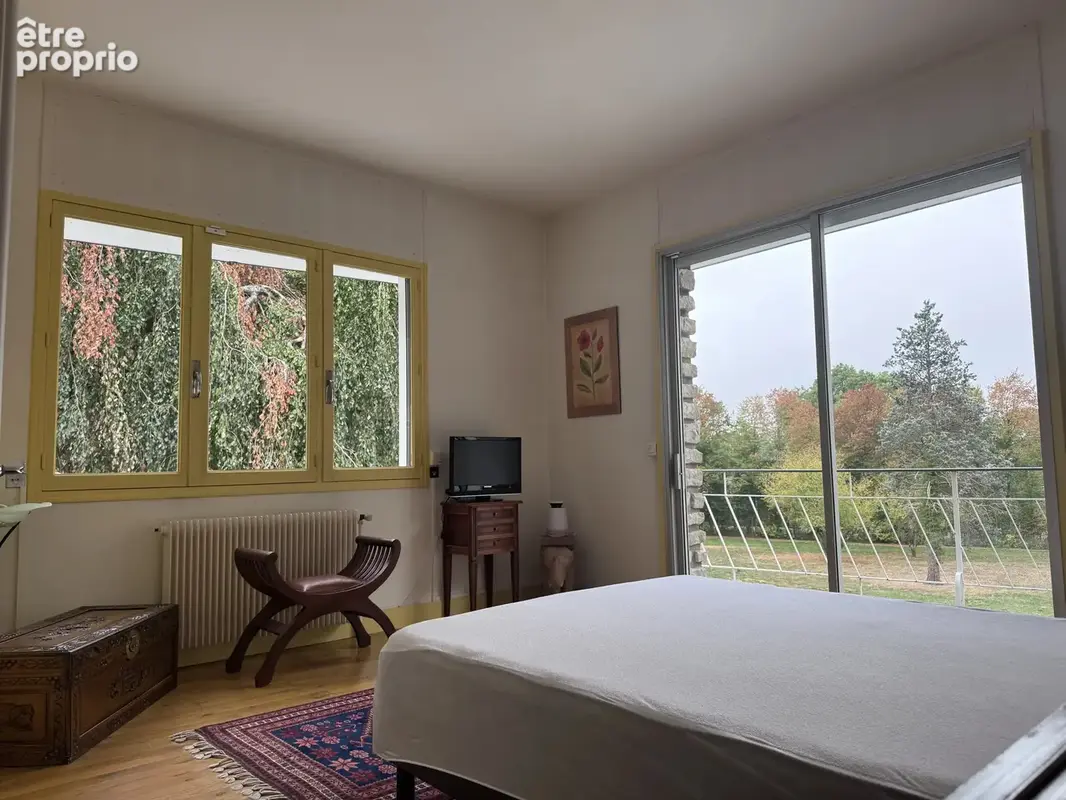 Maison contemporaine avec piscine dans un écrin de verdure - photo 20