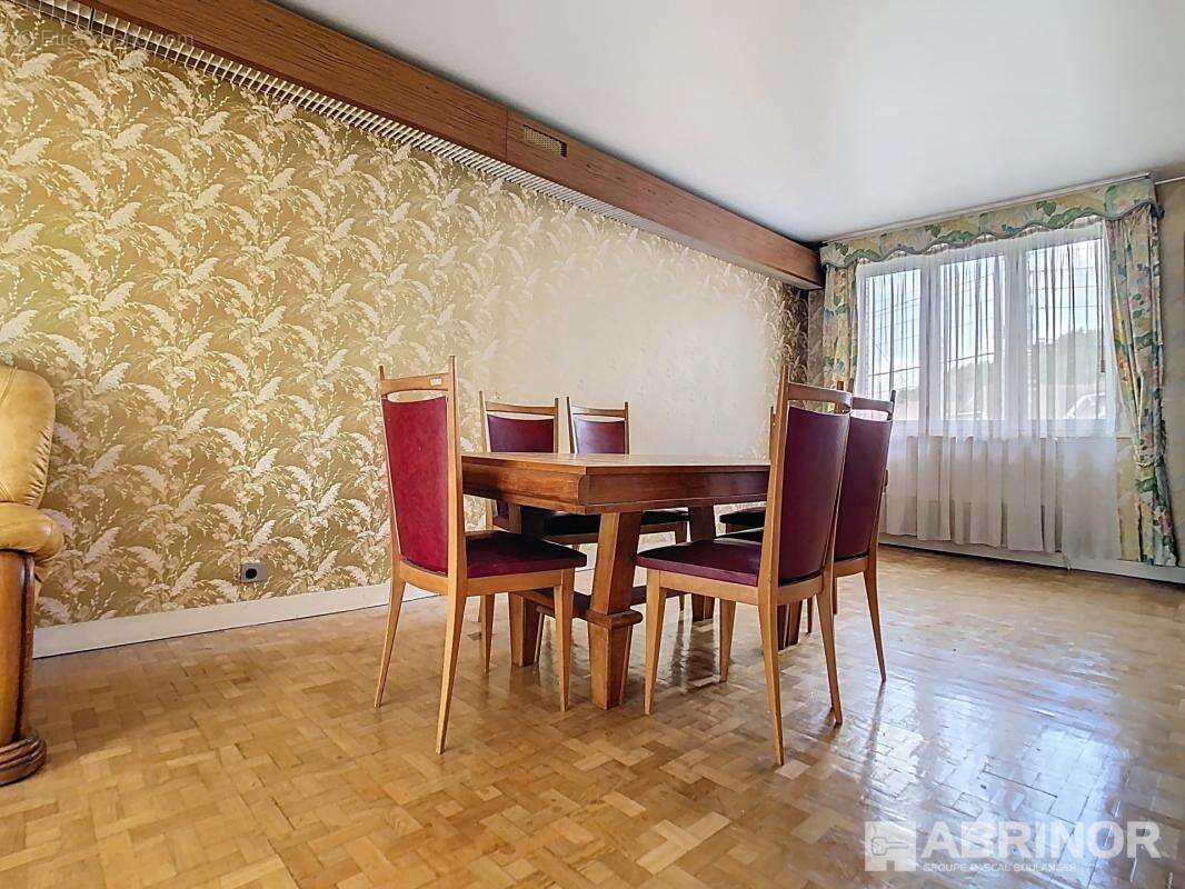 Maison à HELLEMMES-LILLE