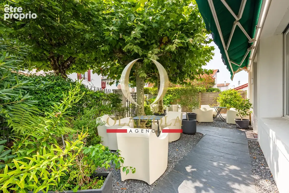BIARRITZ : Vente des murs et du fonds de commerce d'un hôtel 3 étoiles avec licence IV - photo 3