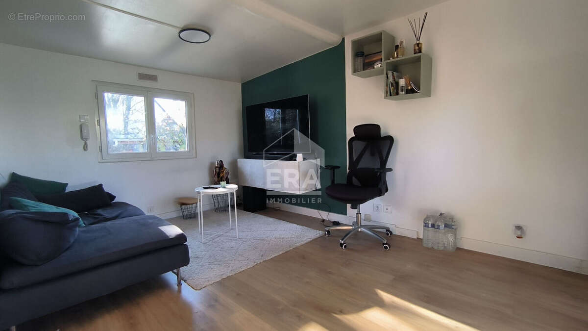 Maison à SAINT-GERMAIN-LES-ARPAJON