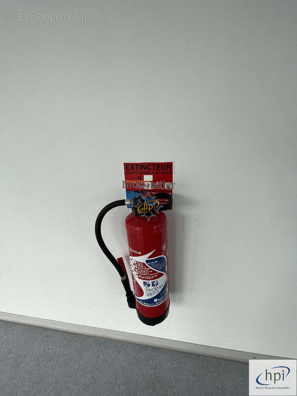 Commerce à VABRES-L&#039;ABBAYE