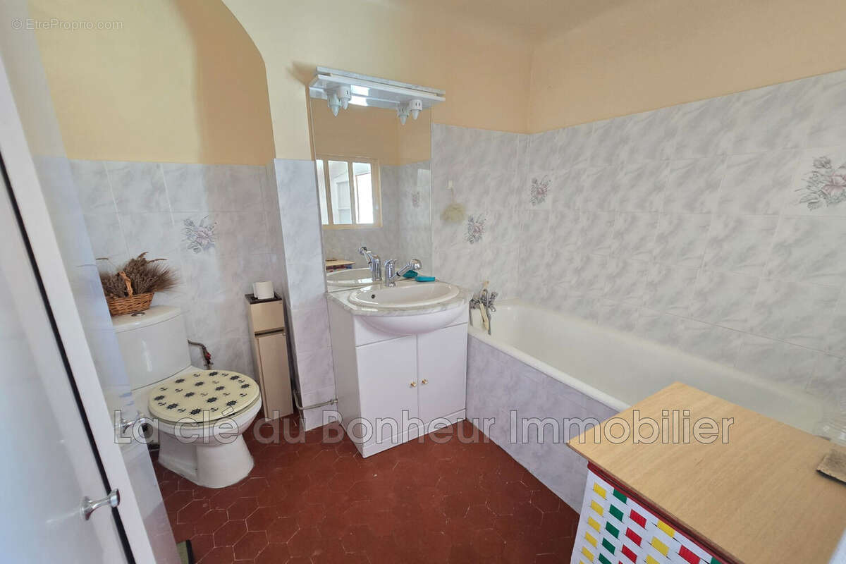 Maison à PUIMOISSON